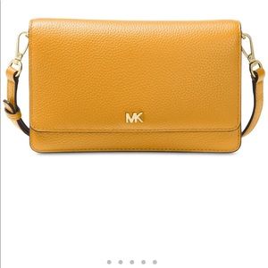 Michael Kors Pebble Leather Crossbody Wallet
